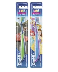 Oral-B Spazzolino Manuale Cars E Frozen Per Bambini 3-5 Anni
