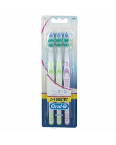 Oral-B Classic Care TriPack Setole Medie 3 Spazzolini